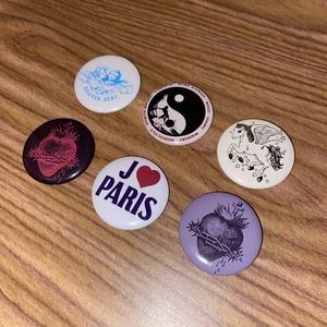 Brandy Melville Pins